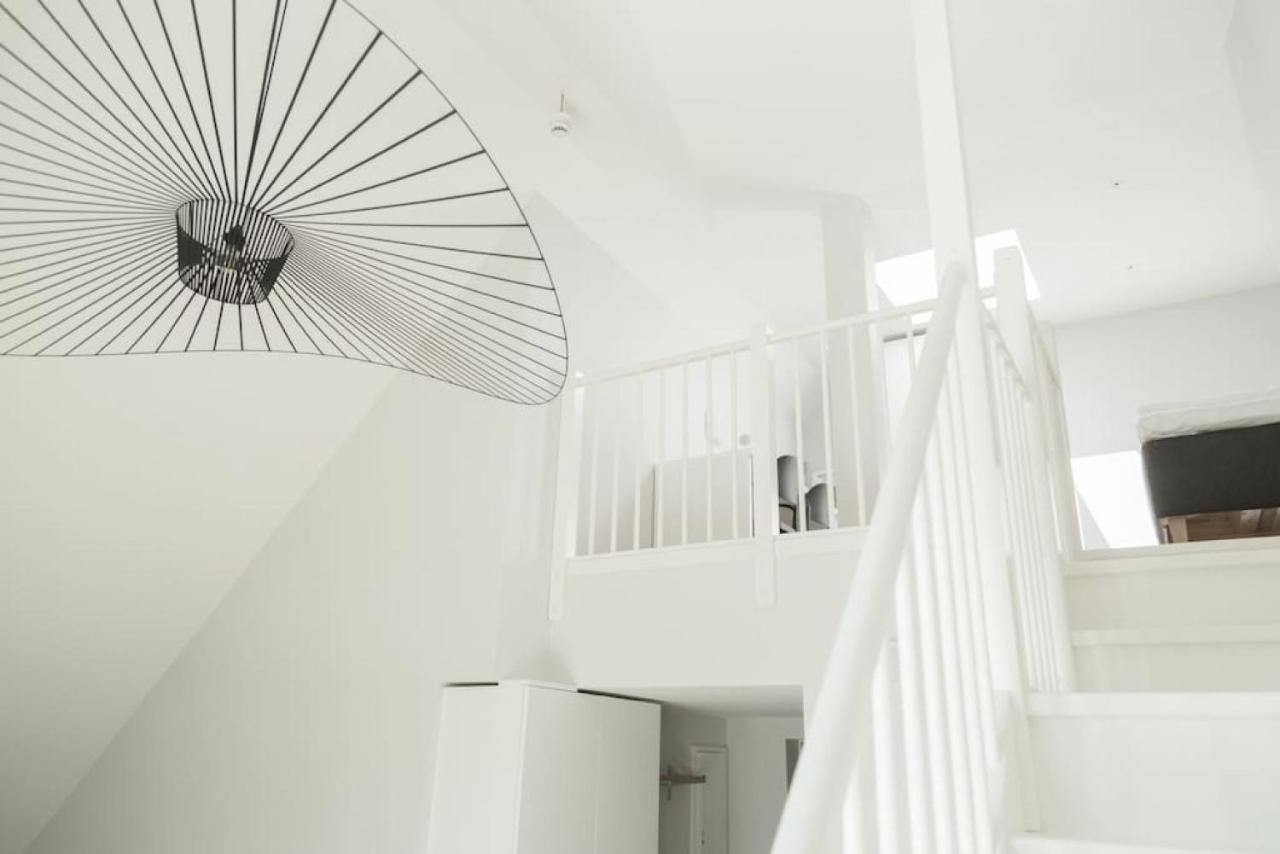 All In One Loft With Balcony And Free Parking 리딩외 외부 사진